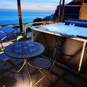 LA CASA DEL CAPITANO furore amalfi coast